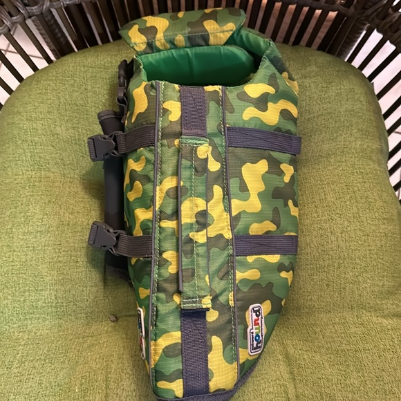 NWOT Outward Hound flotation vest Sz Small - Picture 3 of 5